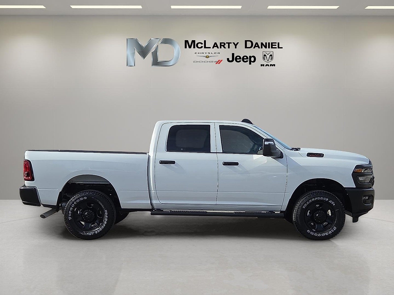 2026 RAM Ram 3500 RAM 3500 TRADESMAN CREW CAB 4X4 6'4' BOX