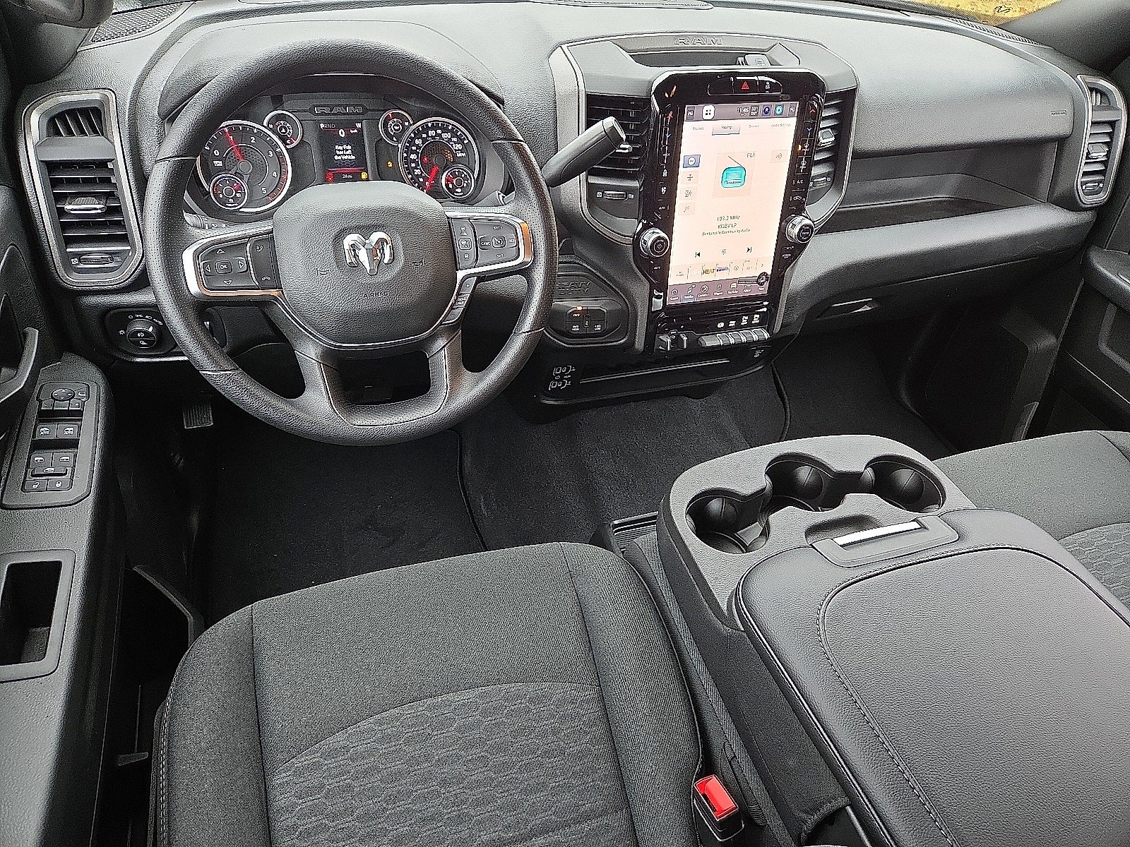 2026 RAM Ram 3500 RAM 3500 TRADESMAN CREW CAB 4X4 6'4' BOX