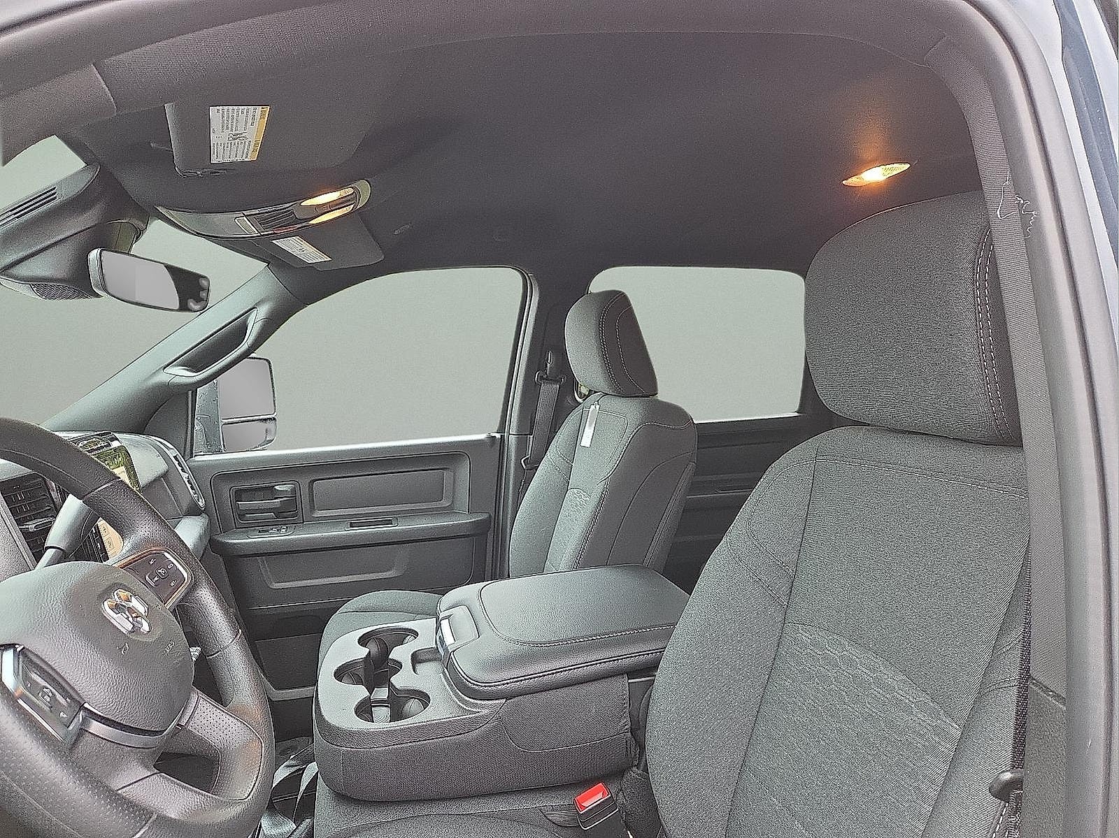 2026 RAM Ram 3500 RAM 3500 TRADESMAN CREW CAB 4X4 6'4' BOX