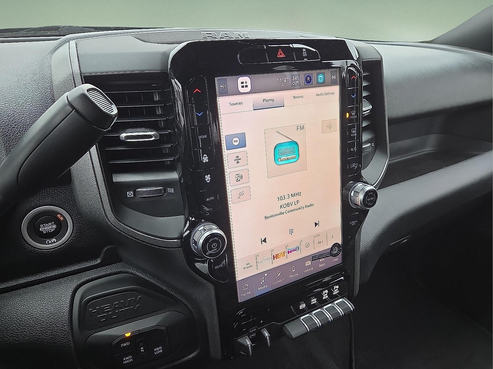 2026 RAM Ram 3500 RAM 3500 TRADESMAN CREW CAB 4X4 6'4' BOX