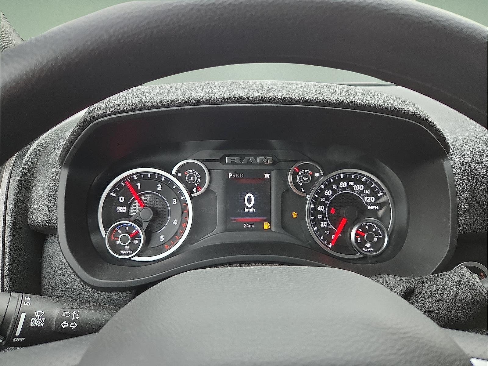 2026 RAM Ram 3500 RAM 3500 TRADESMAN CREW CAB 4X4 6'4' BOX