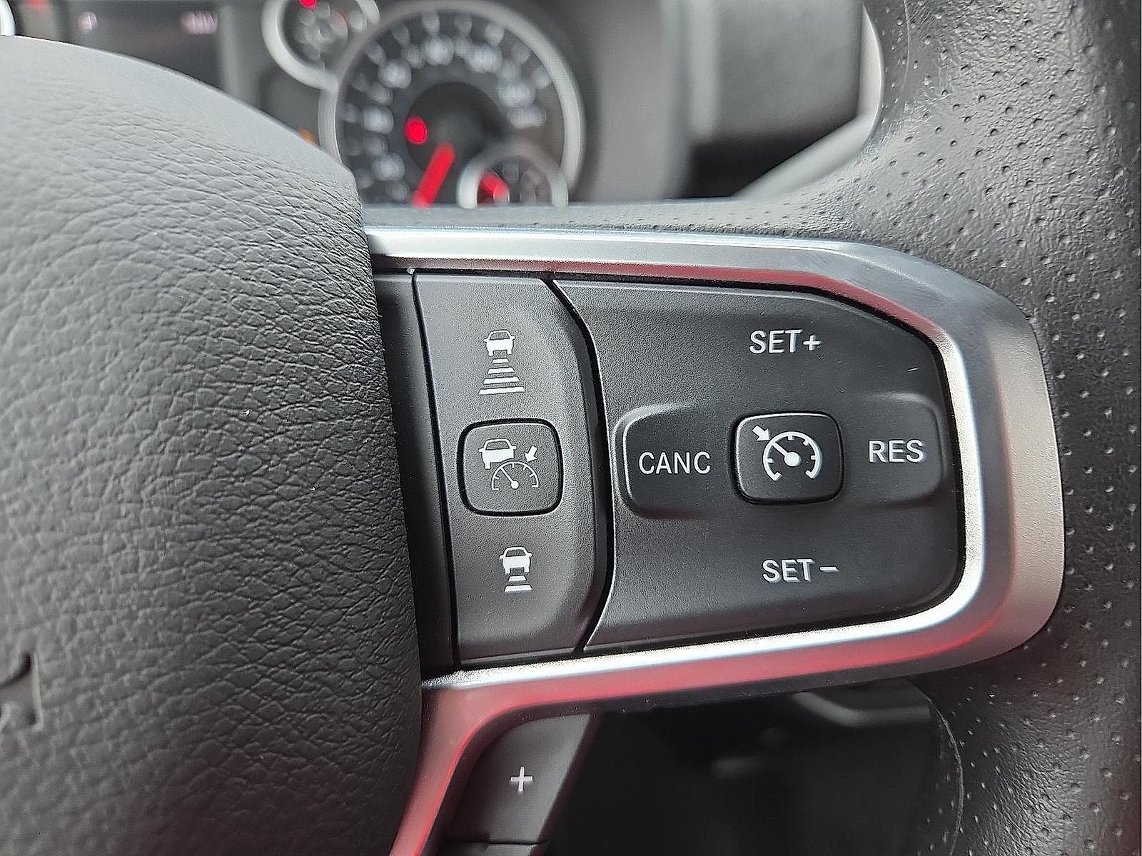 2026 RAM Ram 3500 RAM 3500 TRADESMAN CREW CAB 4X4 6'4' BOX