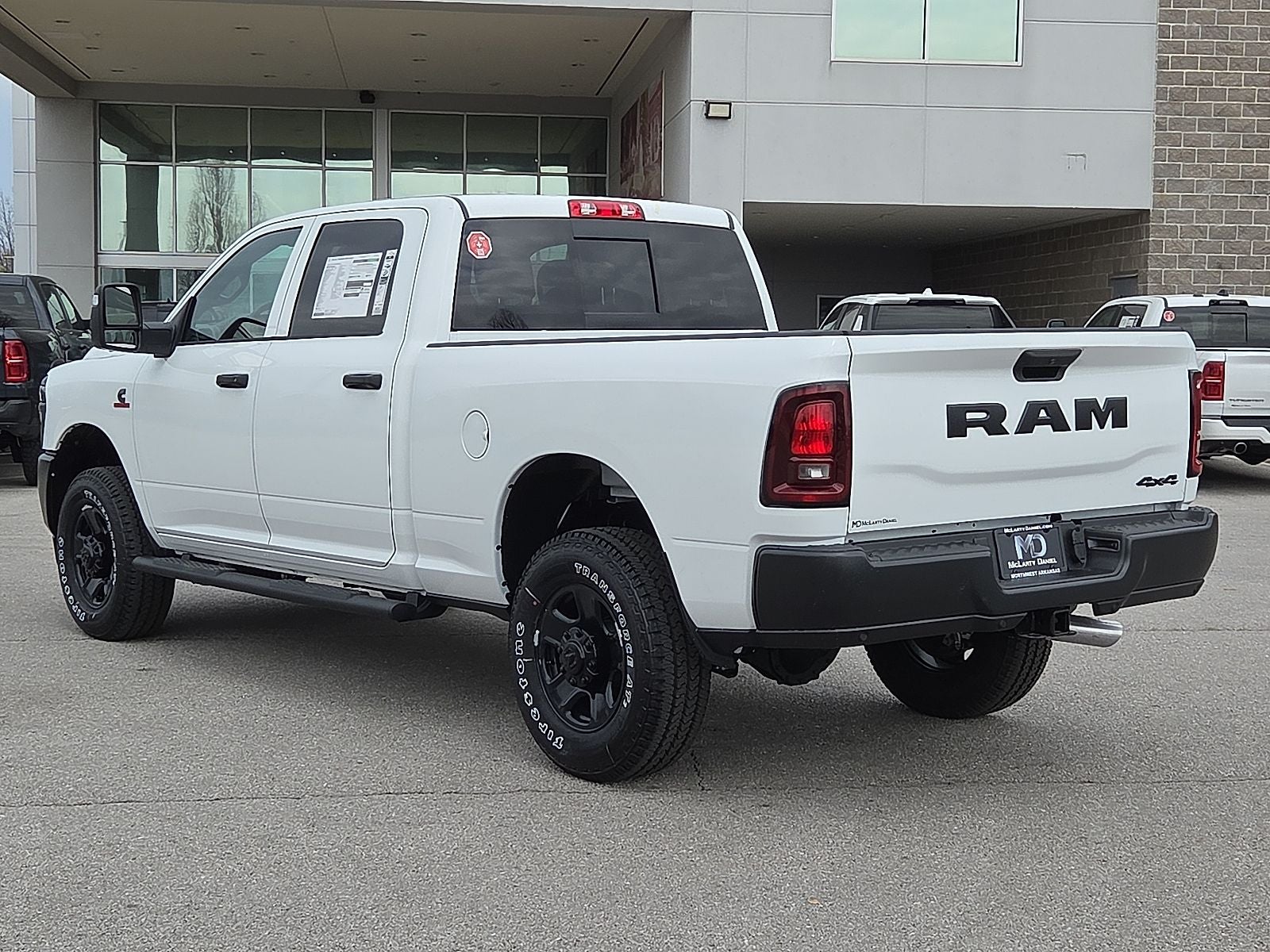 2026 RAM Ram 3500 RAM 3500 TRADESMAN CREW CAB 4X4 6'4' BOX