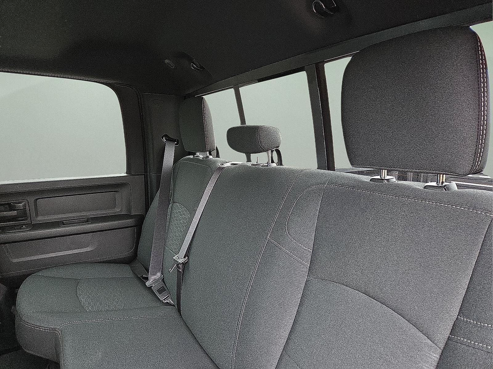 2026 RAM Ram 3500 RAM 3500 TRADESMAN CREW CAB 4X4 6'4' BOX