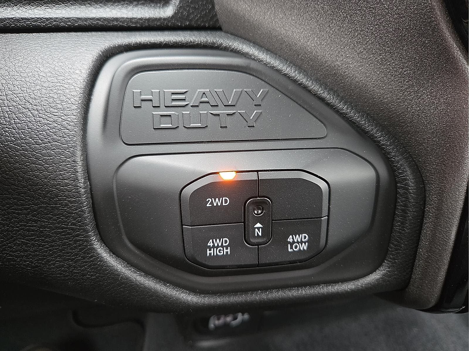 2026 RAM Ram 3500 RAM 3500 TRADESMAN CREW CAB 4X4 6'4' BOX
