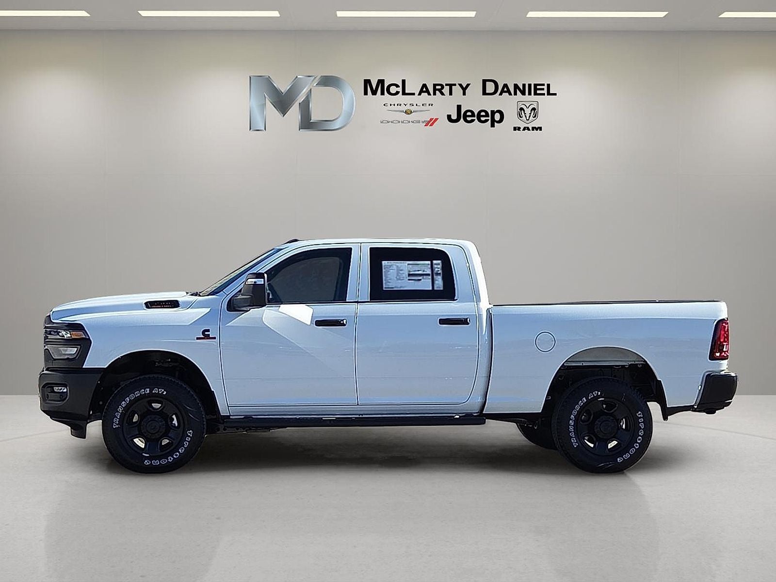 2026 RAM Ram 3500 RAM 3500 TRADESMAN CREW CAB 4X4 6'4' BOX