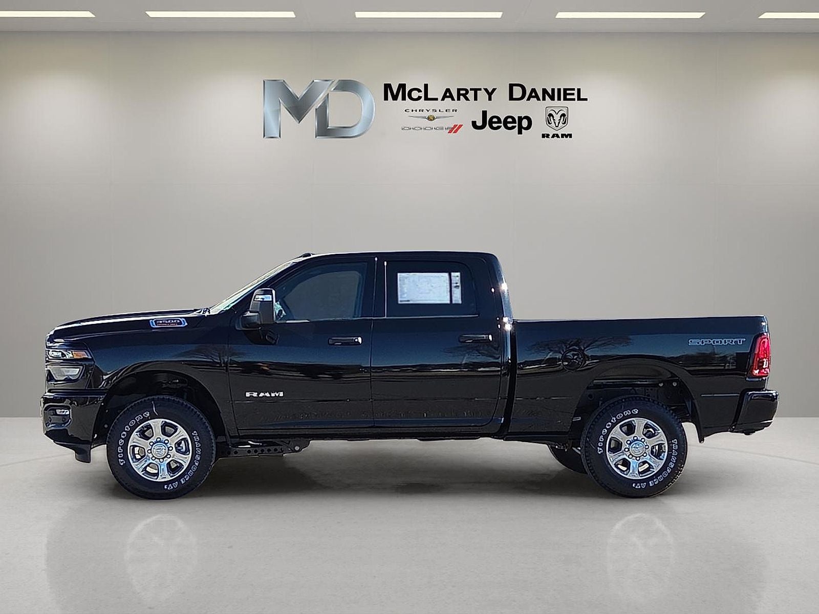 2026 RAM Ram 3500 RAM 3500 BIG HORN CREW CAB 4X4 6'4' BOX