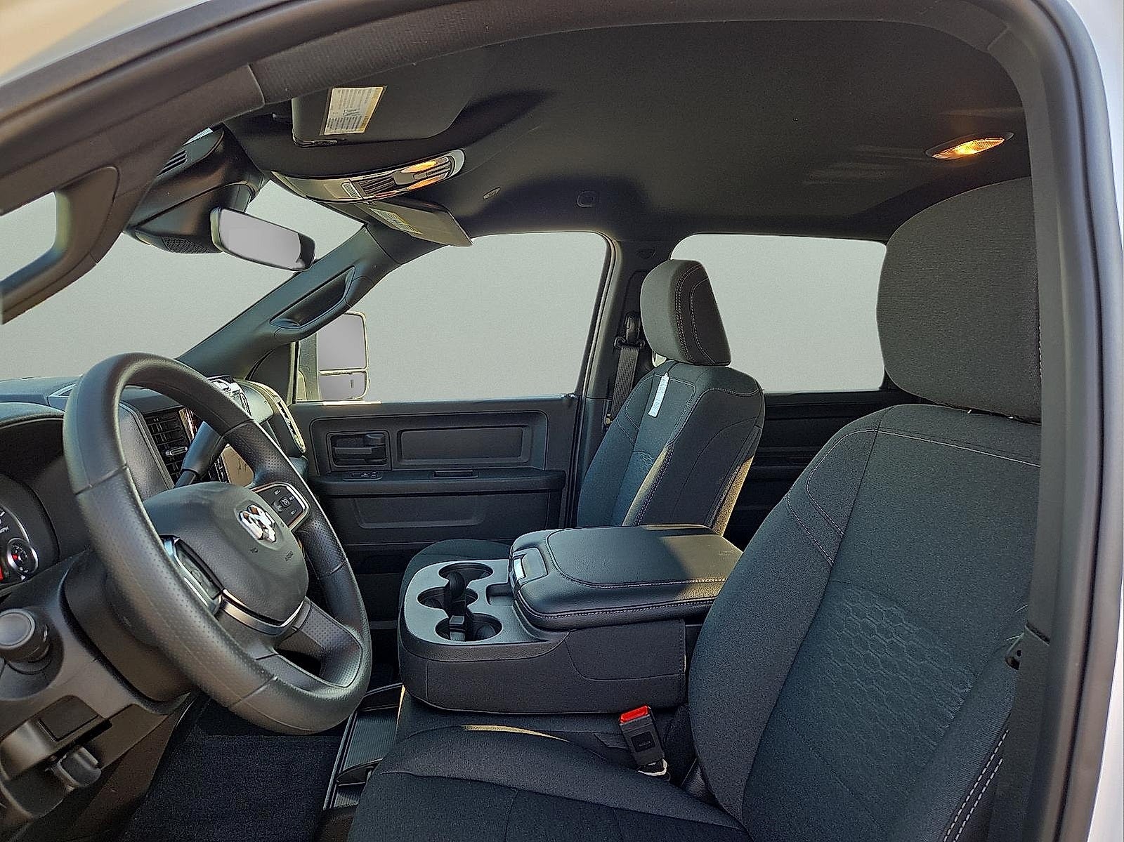 2026 RAM Ram 2500 RAM 2500 BLACK EXPRESS CREW CAB 4X4 8' BOX