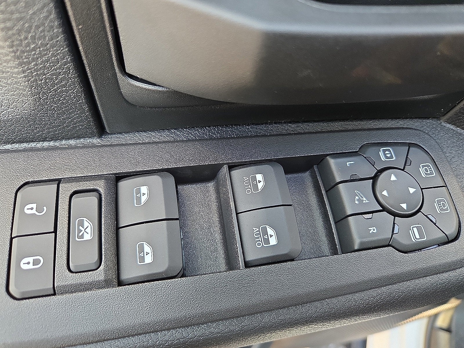 2026 RAM Ram 2500 RAM 2500 BLACK EXPRESS CREW CAB 4X4 8' BOX