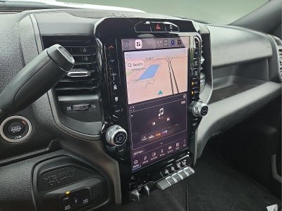 2026 RAM Ram 2500 RAM 2500 BLACK EXPRESS CREW CAB 4X4 8' BOX