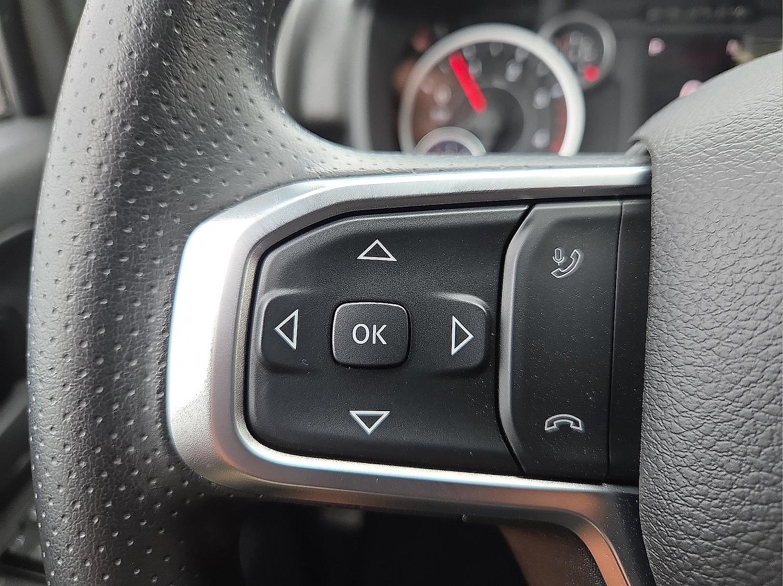 2026 RAM Ram 2500 RAM 2500 BLACK EXPRESS CREW CAB 4X4 8' BOX