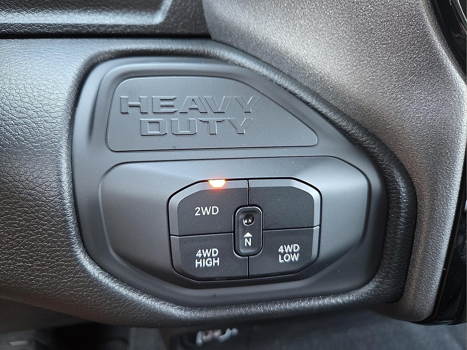 2026 RAM Ram 2500 RAM 2500 BLACK EXPRESS CREW CAB 4X4 8' BOX