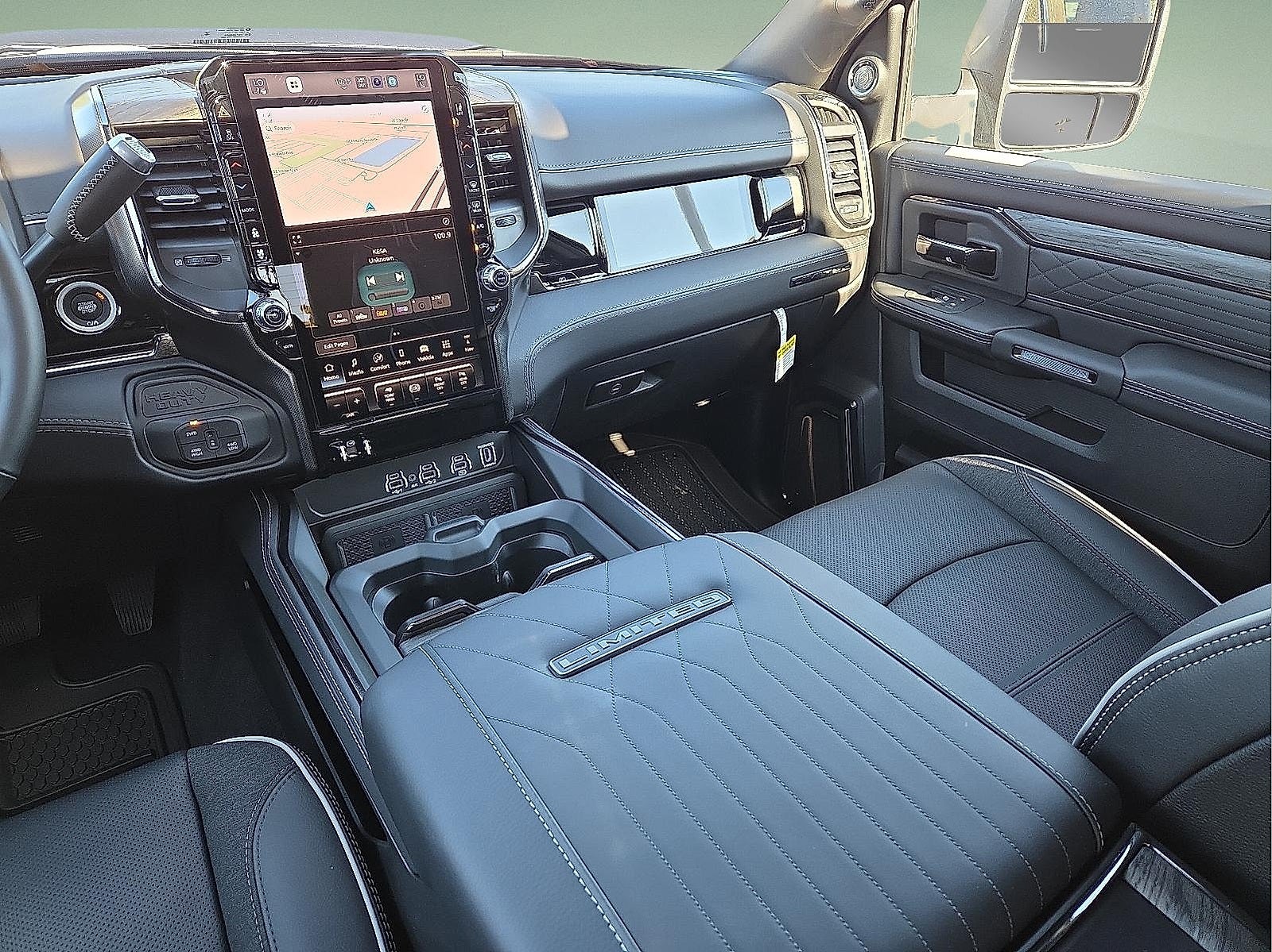 2026 RAM Ram 2500 RAM 2500 LIMITED MEGA CAB 4X4 6'4' BOX