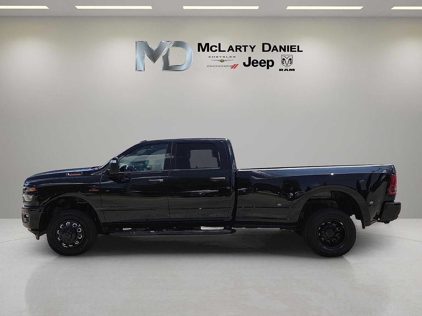 2026 RAM Ram 3500 RAM 3500 BIG HORN CREW CAB 4X4 8' BOX