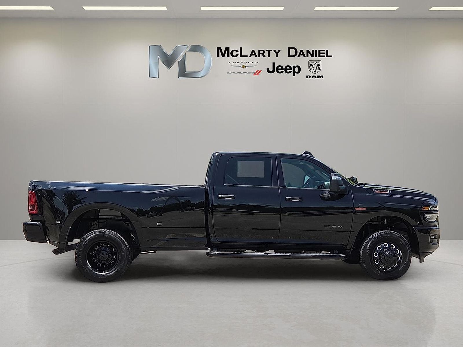 2026 RAM Ram 3500 RAM 3500 BIG HORN CREW CAB 4X4 8' BOX
