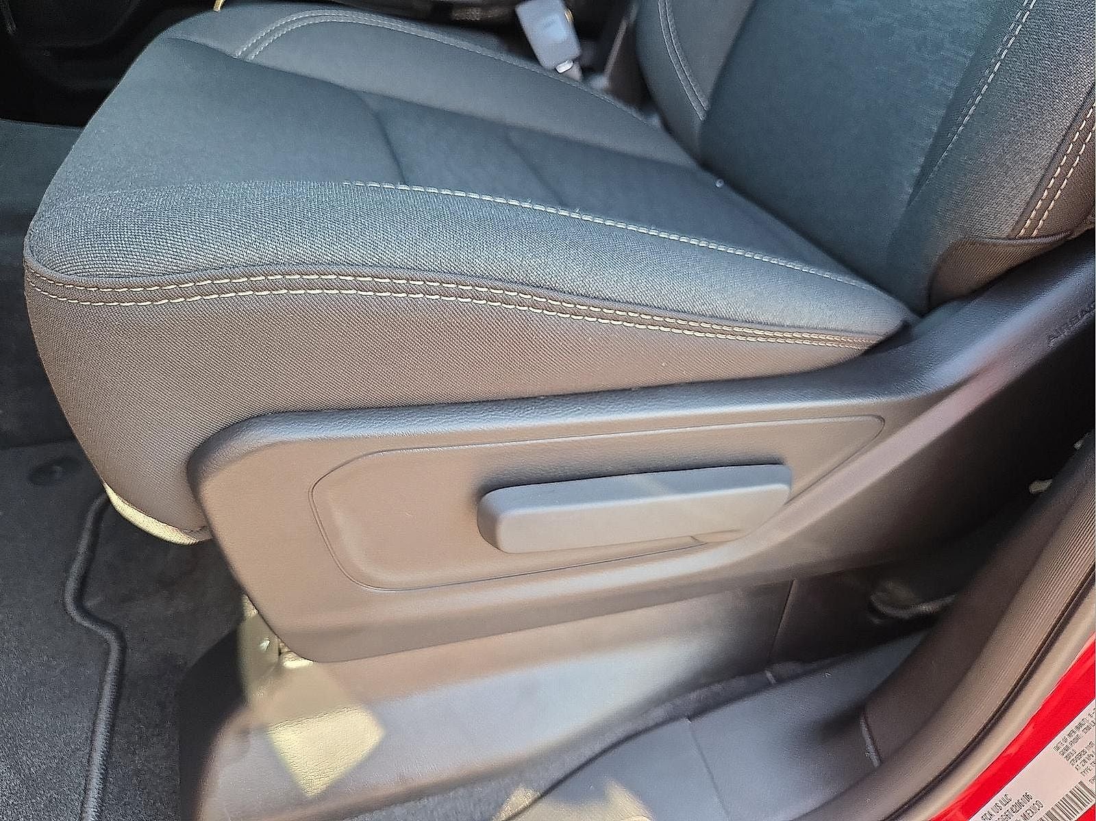 2026 RAM Ram 1500 RAM 1500 EXPRESS CREW CAB 4X2 5'7' BOX