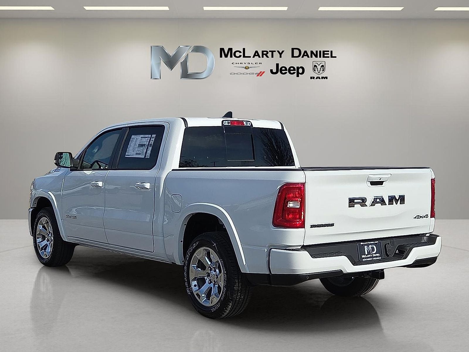 2025 RAM Ram 1500 RAM 1500 BIG HORN CREW CAB 4X4 5'7' BOX