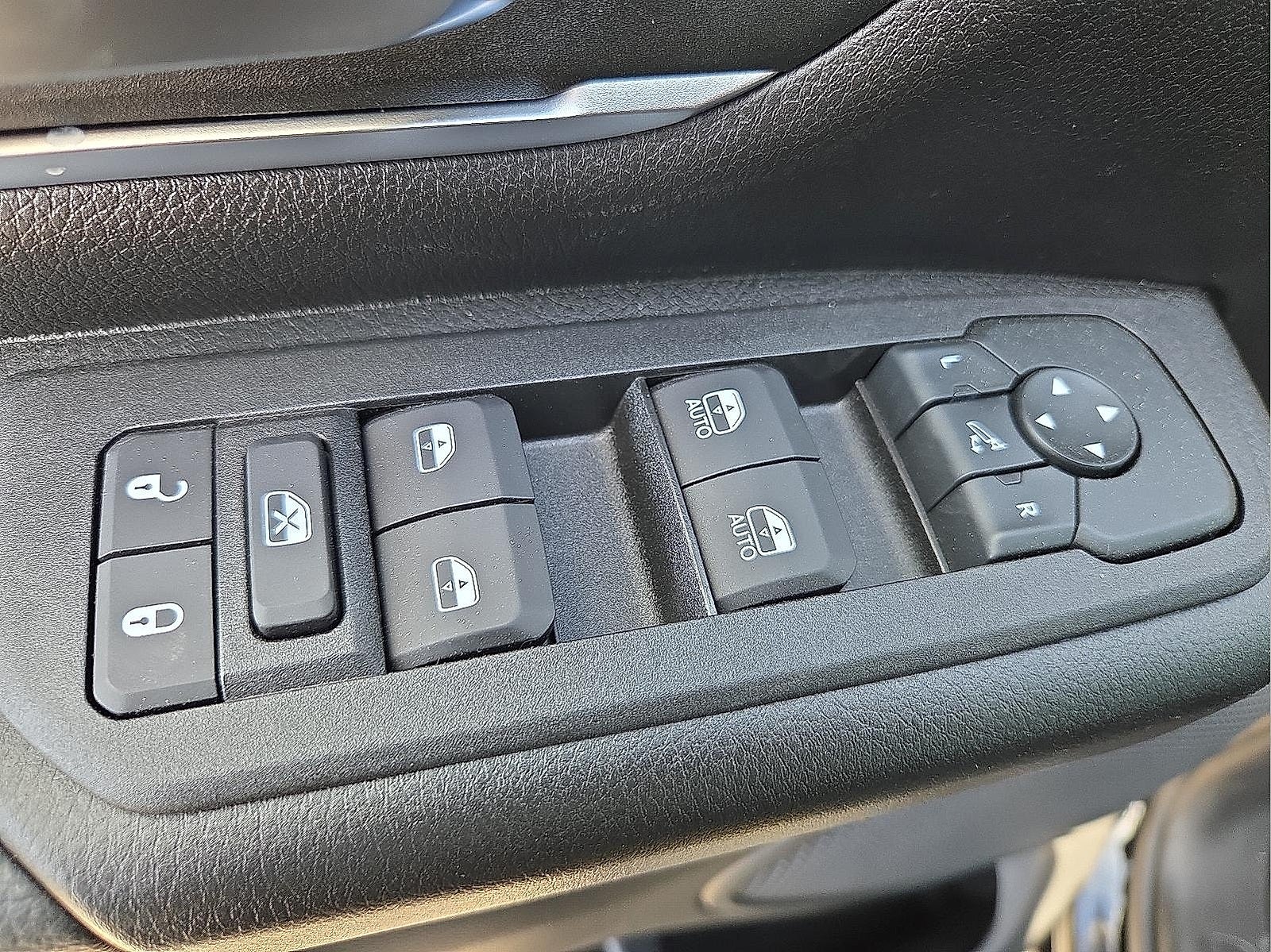 2025 RAM Ram 1500 RAM 1500 BIG HORN CREW CAB 4X4 5'7' BOX