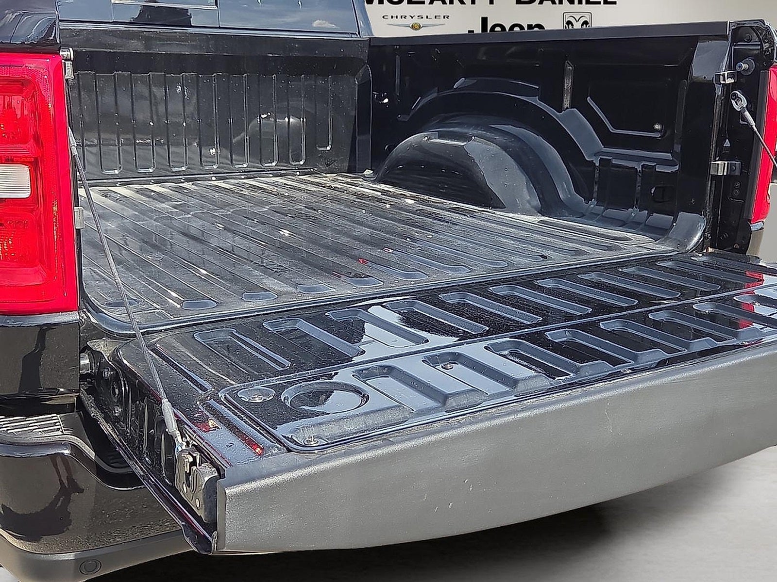 2025 RAM Ram 1500 RAM 1500 BIG HORN CREW CAB 4X4 5'7' BOX