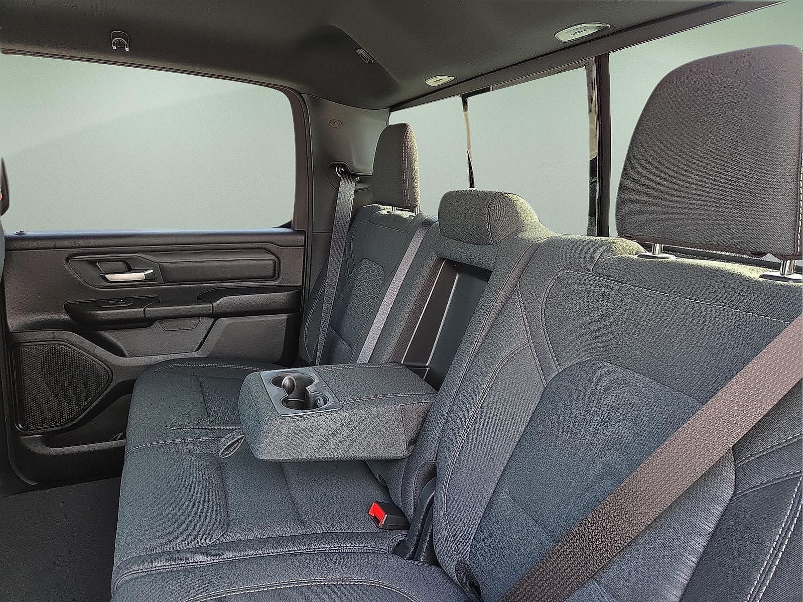 2026 RAM Ram 1500 RAM 1500 TRADESMAN CREW CAB 4X4 5'7' BOX