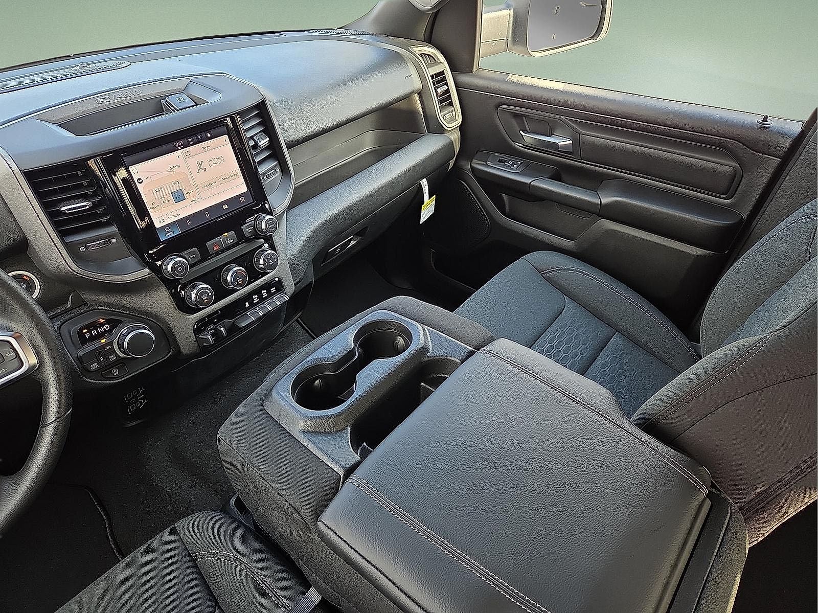 2026 RAM Ram 1500 RAM 1500 TRADESMAN CREW CAB 4X4 5'7' BOX