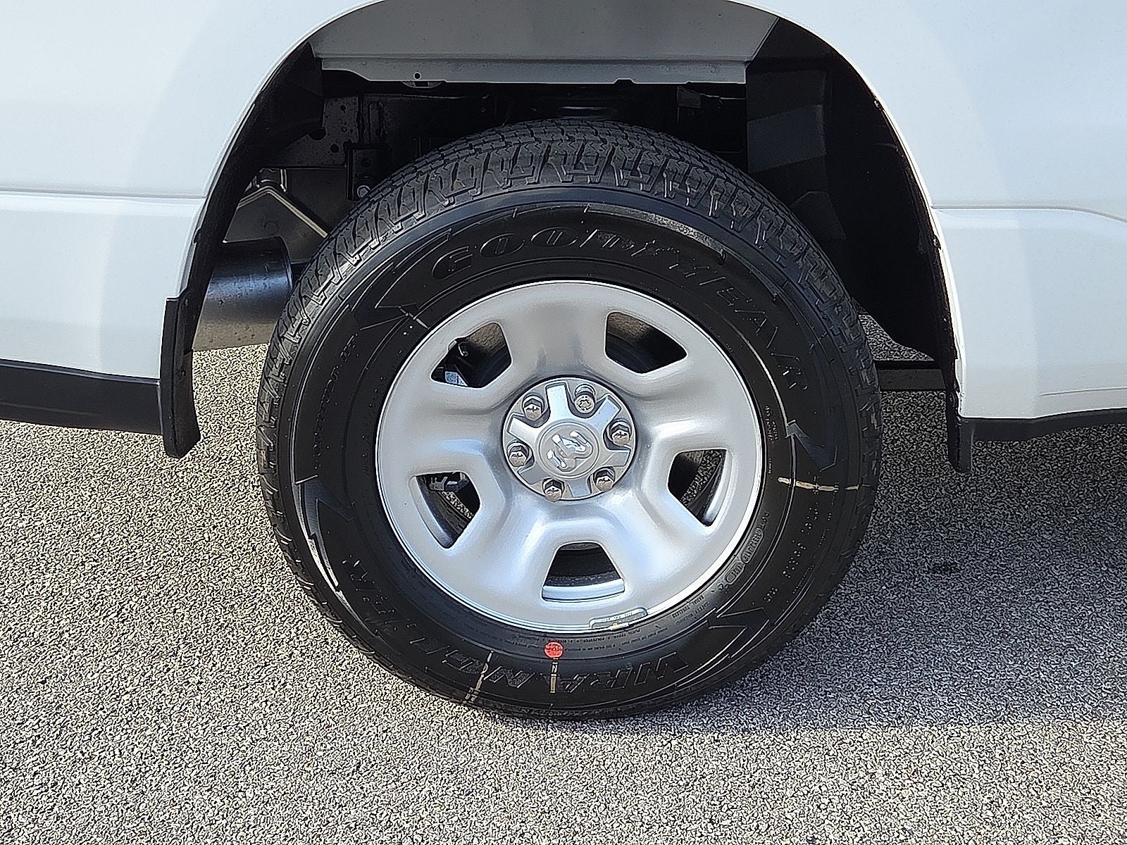 2026 RAM Ram 1500 RAM 1500 TRADESMAN CREW CAB 4X4 5'7' BOX