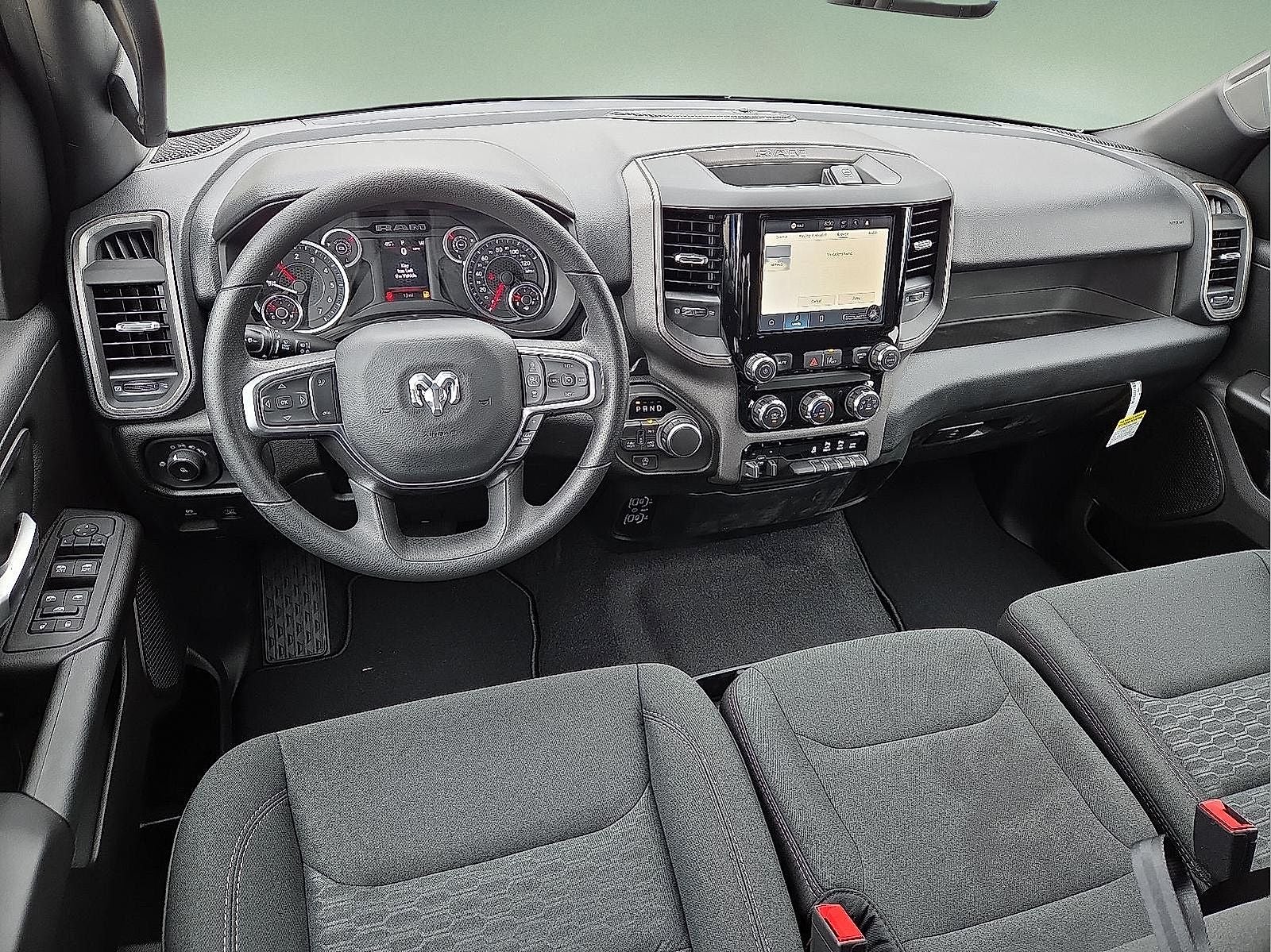 2026 RAM Ram 1500 RAM 1500 TRADESMAN CREW CAB 4X4 5'7' BOX