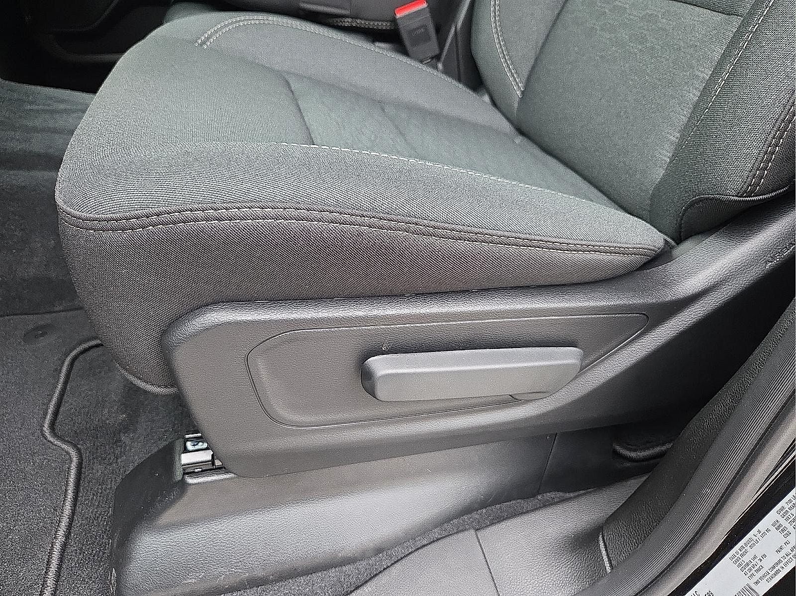 2026 RAM Ram 1500 RAM 1500 TRADESMAN CREW CAB 4X4 5'7' BOX
