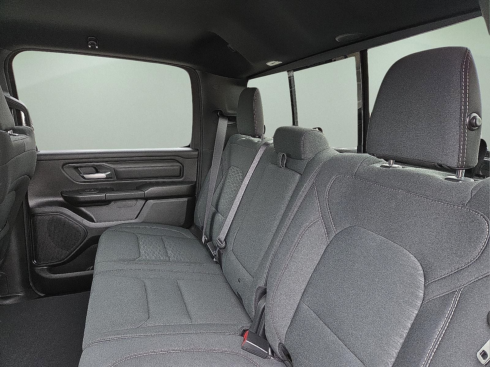 2026 RAM Ram 1500 RAM 1500 TRADESMAN CREW CAB 4X4 5'7' BOX
