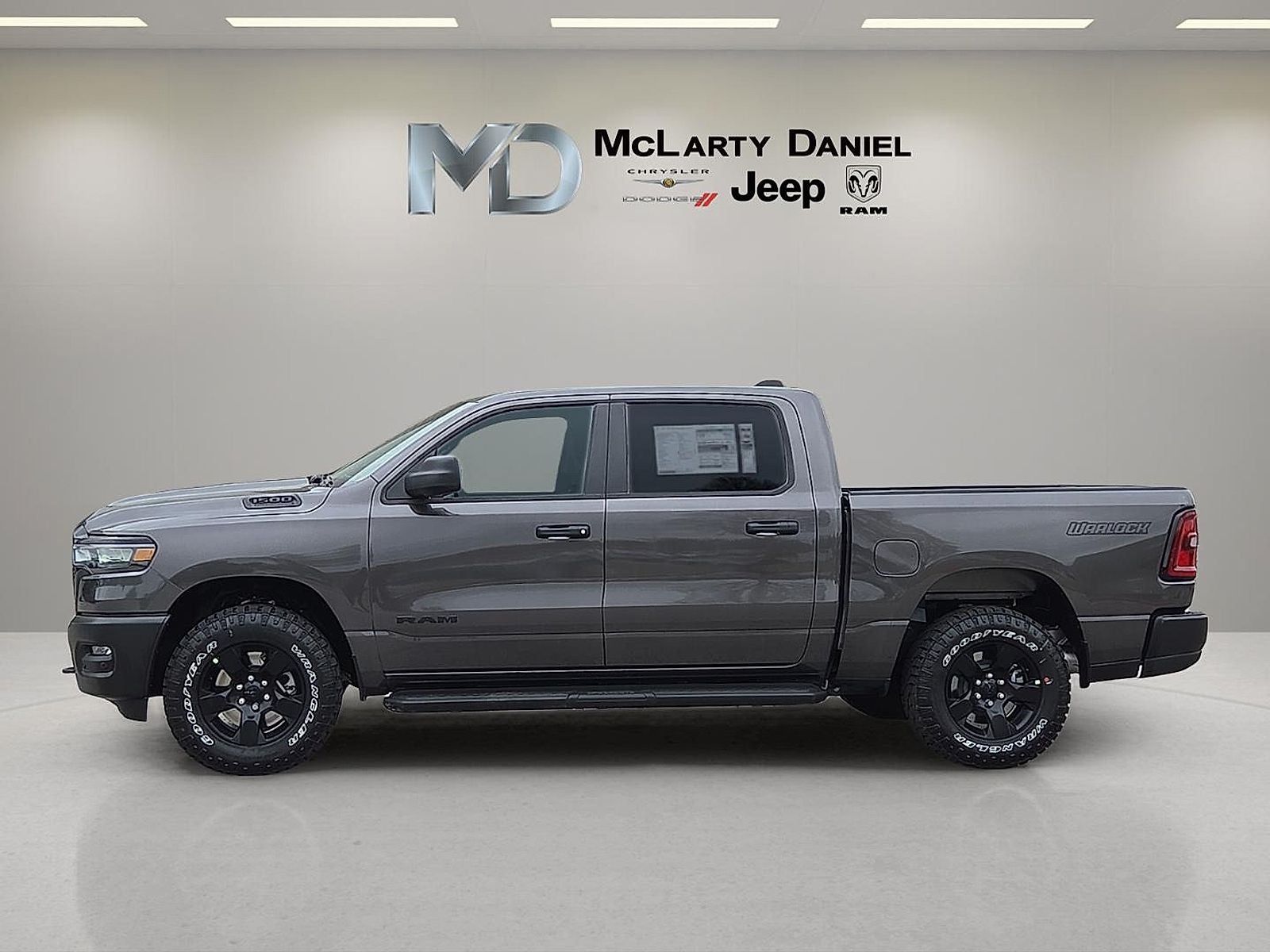 2026 RAM Ram 1500 RAM 1500 WARLOCK CREW CAB 4X4 5'7' BOX