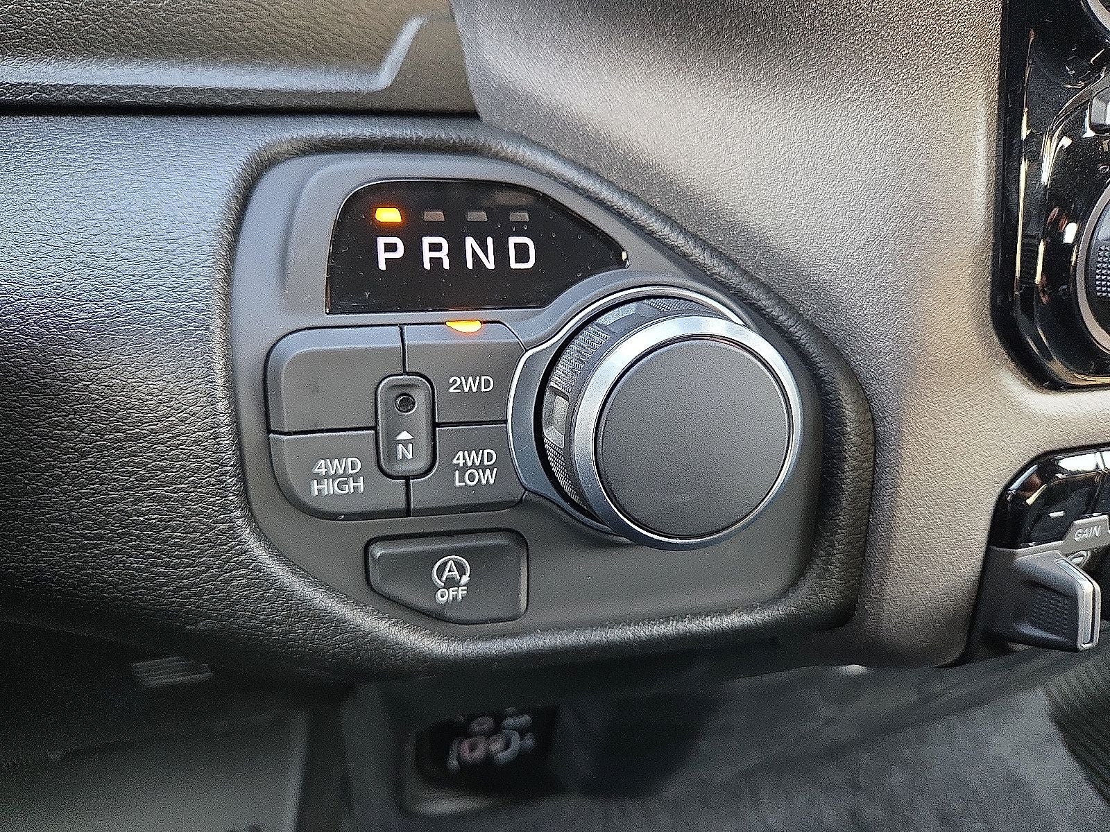 2026 RAM Ram 1500 RAM 1500 TRADESMAN CREW CAB 4X4 5'7' BOX