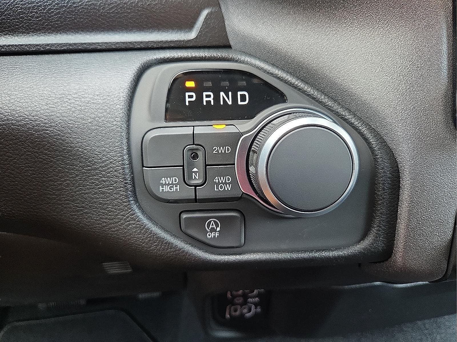 2026 RAM Ram 1500 RAM 1500 TRADESMAN CREW CAB 4X4 5'7' BOX