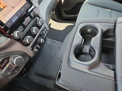 2026 RAM Ram 1500 RAM 1500 TRADESMAN CREW CAB 4X4 5'7' BOX