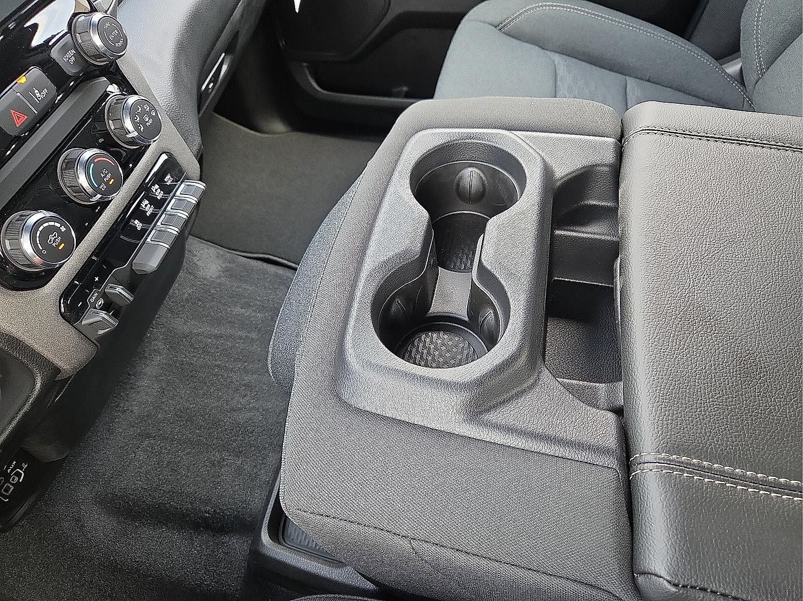 2026 RAM Ram 1500 RAM 1500 TRADESMAN CREW CAB 4X4 5'7' BOX