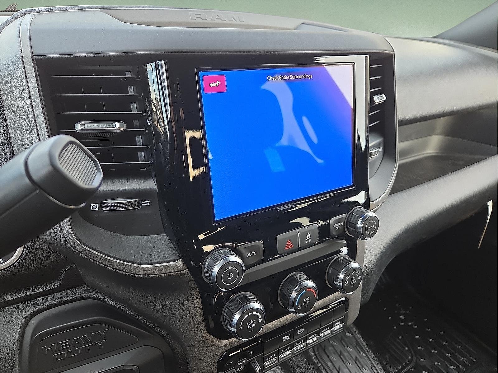 2026 RAM Ram 5500 Chassis Cab RAM 5500 TRADESMAN CHASSIS CREW CAB 4X4 60' CA