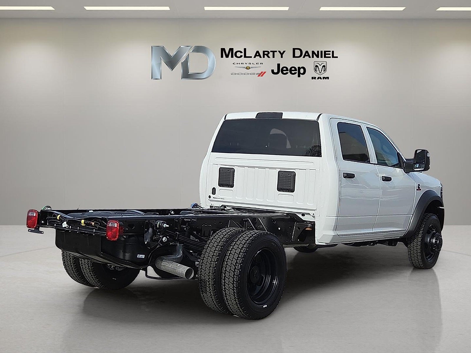 2026 RAM Ram 5500 Chassis Cab RAM 5500 TRADESMAN CHASSIS CREW CAB 4X4 60' CA