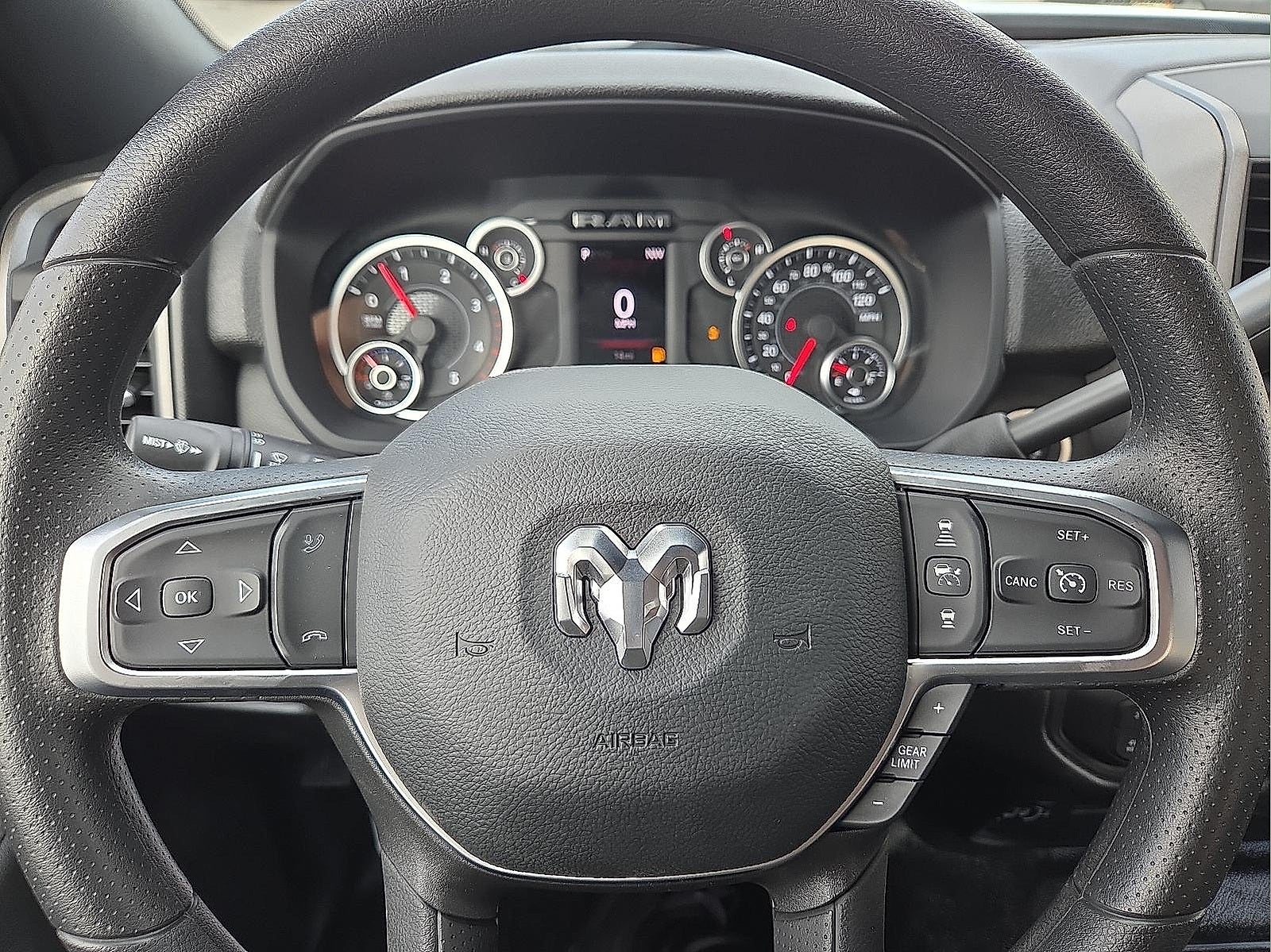 2026 RAM Ram 5500 Chassis Cab RAM 5500 TRADESMAN CHASSIS CREW CAB 4X4 60' CA