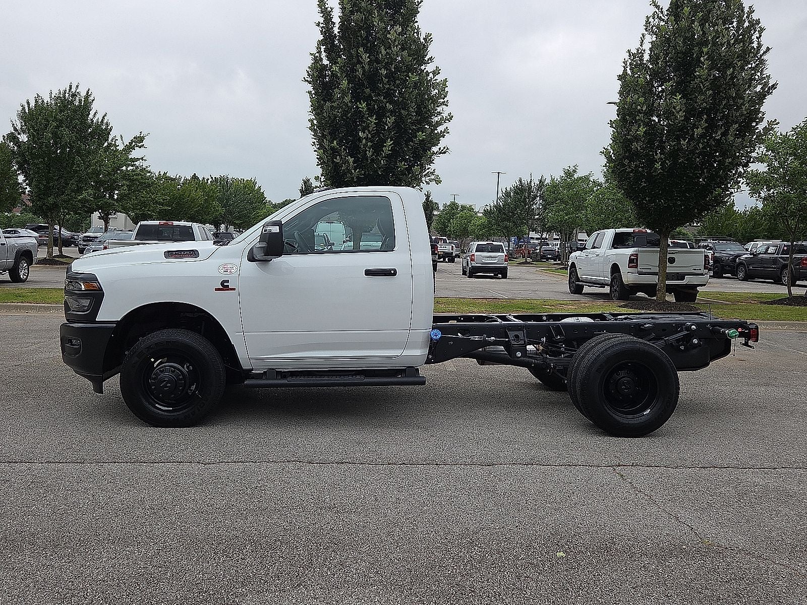 2026 RAM Ram 3500 Chassis Cab RAM 3500 TRADESMAN CHASSIS REGULAR CAB 4X4 60' CA
