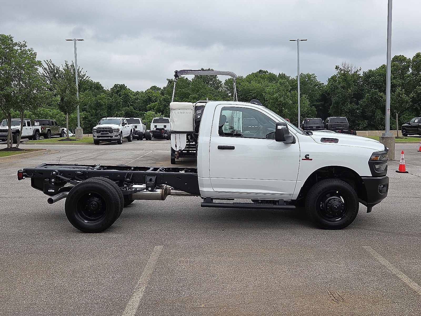 2026 RAM Ram 3500 Chassis Cab RAM 3500 TRADESMAN CHASSIS REGULAR CAB 4X4 60' CA