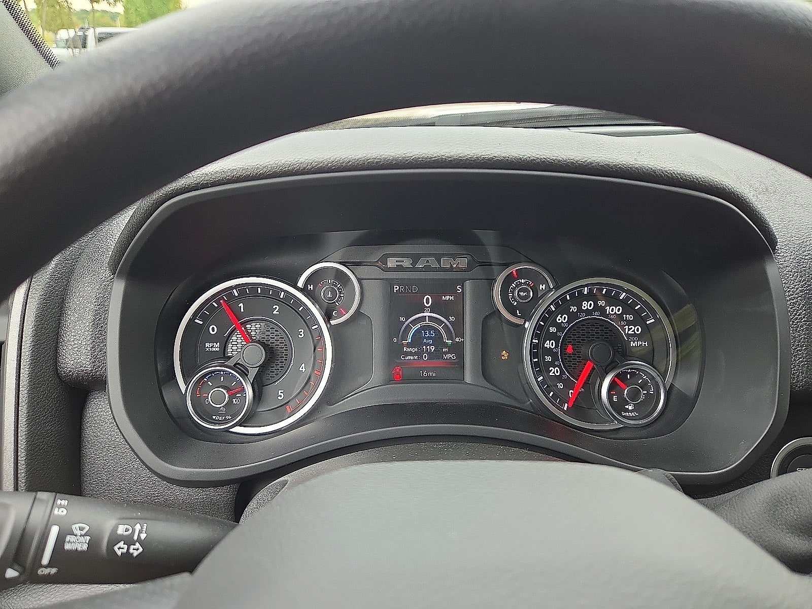 2026 RAM Ram 3500 Chassis Cab RAM 3500 TRADESMAN CREW CAB CHASSIS 4X4 60' CA