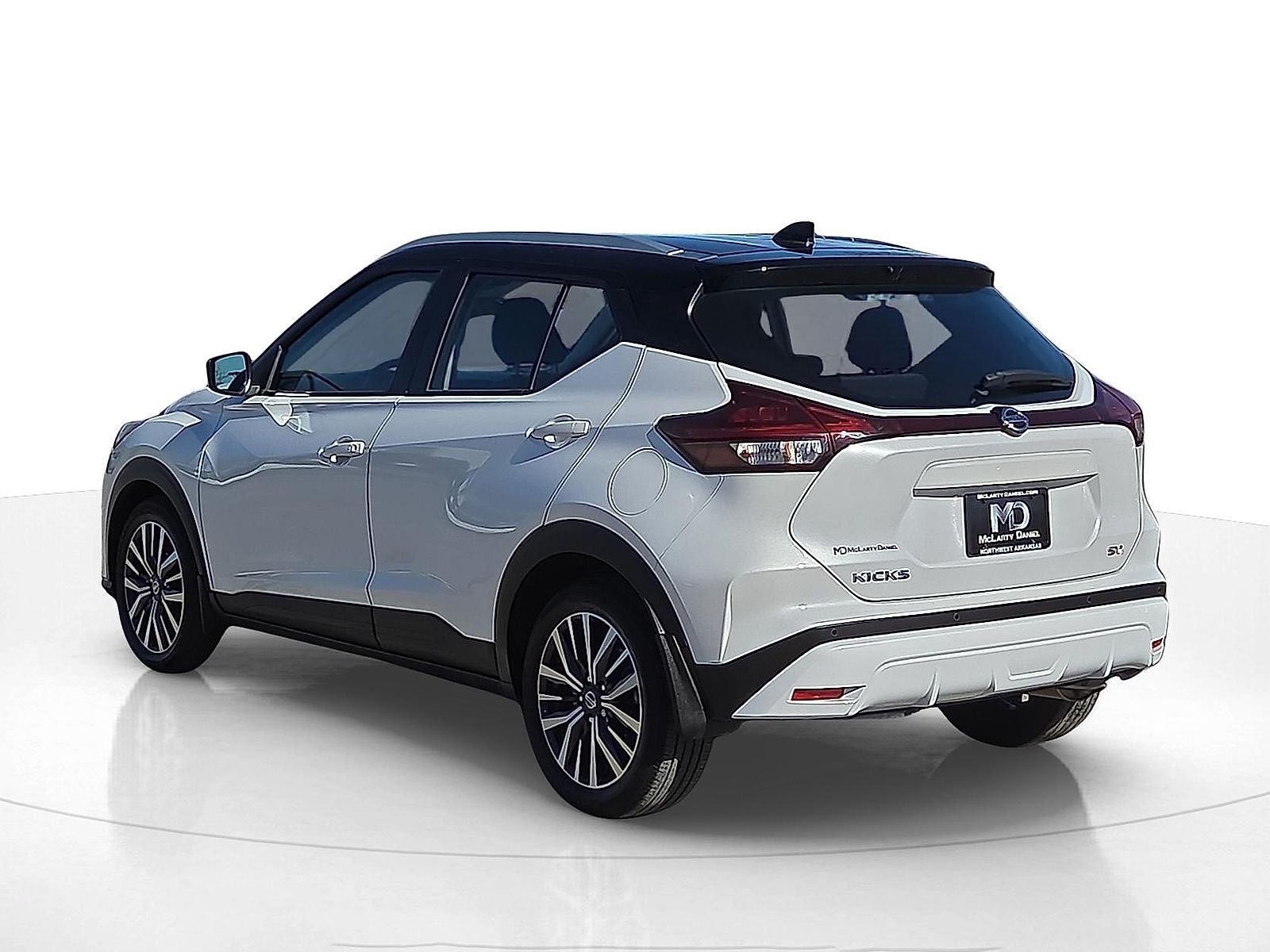 2021 Nissan Kicks SV Xtronic CVT
