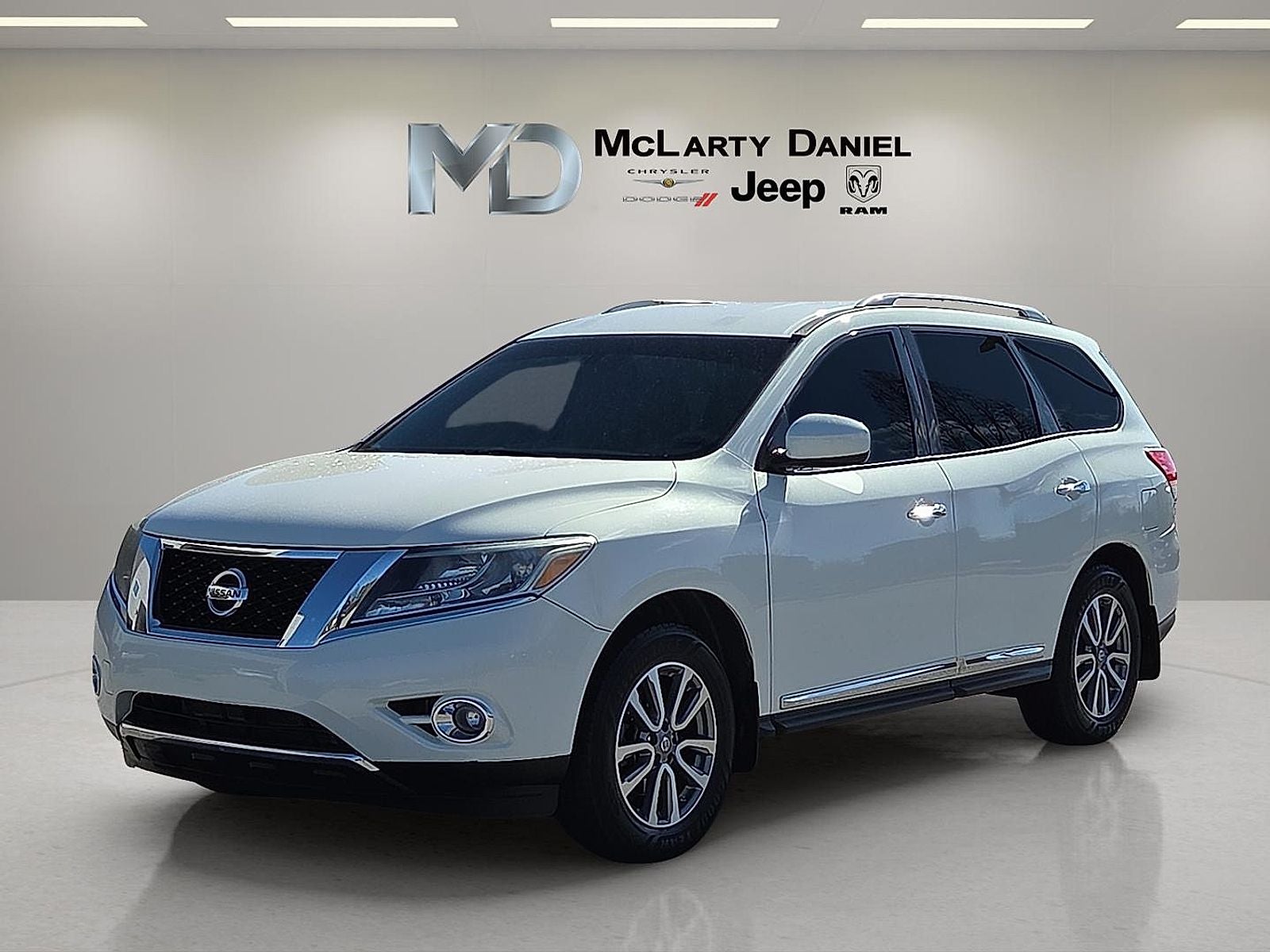 Used 2013 Nissan Pathfinder SL with VIN 5N1AR2MM6DC606552 for sale in Bentonville, AR