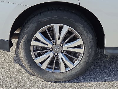 2020 Nissan Pathfinder SL 2WD