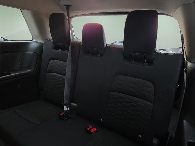 2025 Nissan Pathfinder S