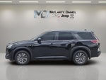 2025 Nissan Pathfinder S