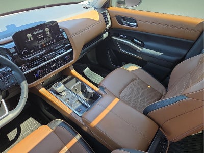 2023 Nissan Pathfinder Platinum FWD