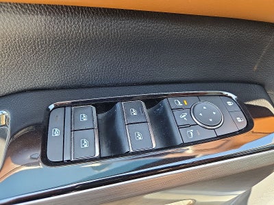 2023 Nissan Pathfinder Platinum FWD