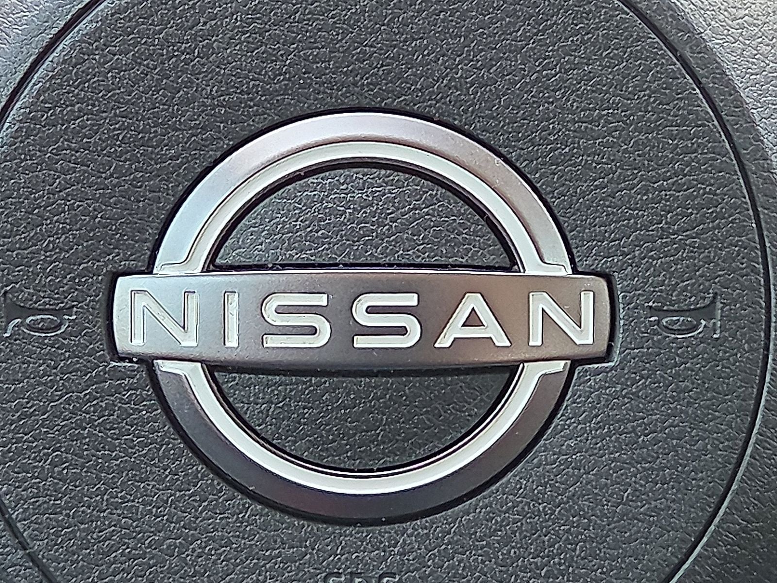 2023 Nissan Pathfinder Platinum FWD