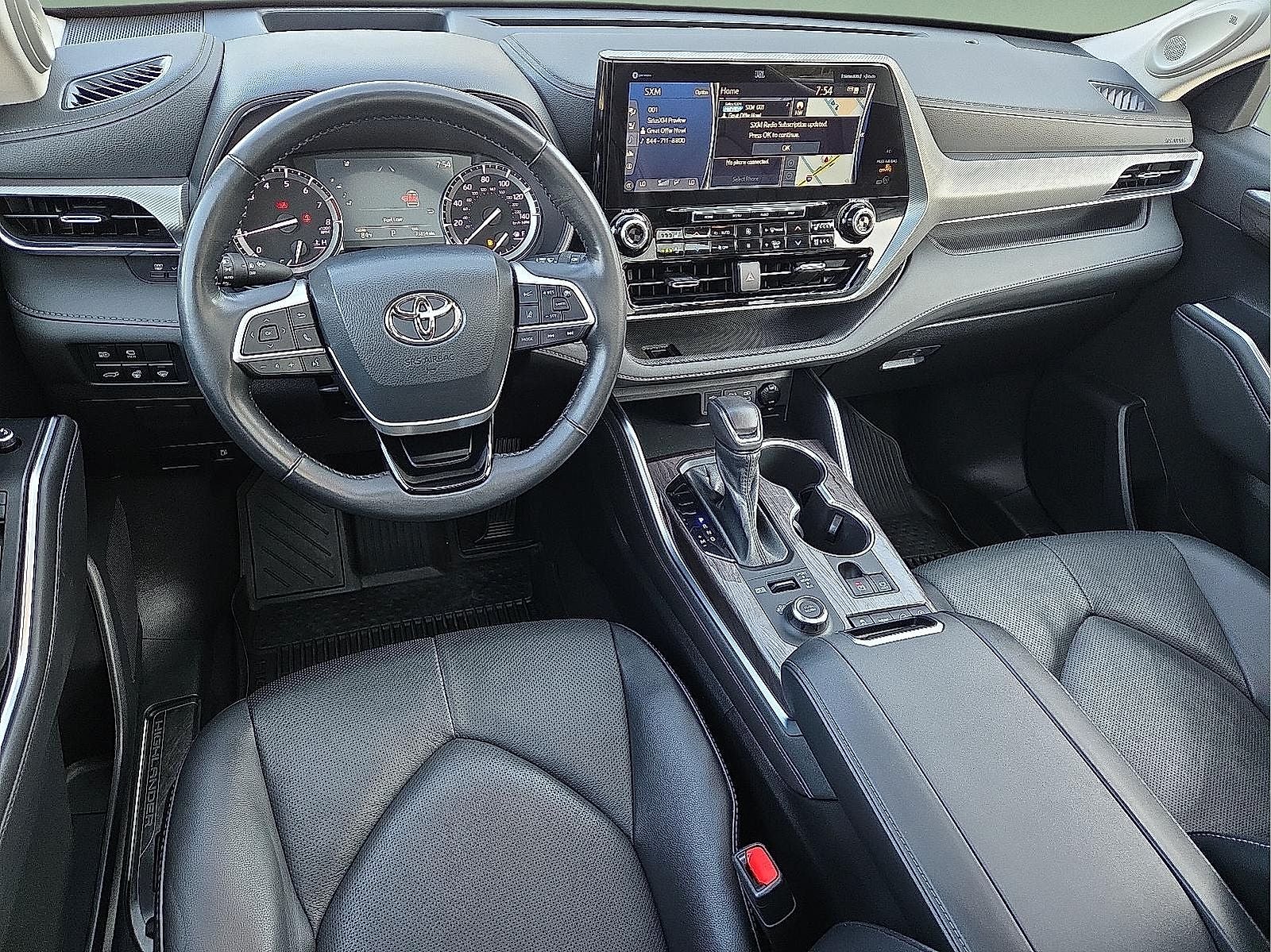 2022 Toyota Highlander Platinum