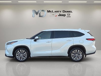 2022 Toyota Highlander Platinum